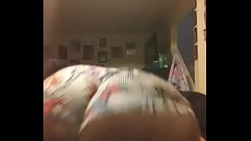 Jiggling that juicy bubble butt and thick SSBW booty