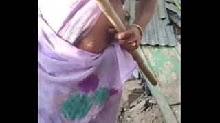 Sizzling Tamil Maid’s Curves and Melons with Steamy Tamil Moans