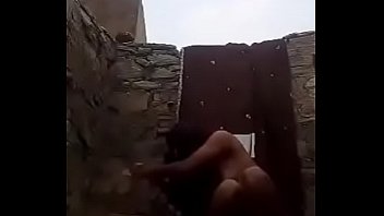 Desi Bhabhi’s Naked Bathing Bliss