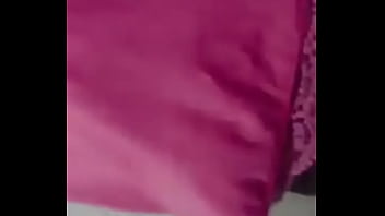 Desi Tamil Aunty Reveals Her Big Juicy Melons