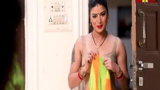 Desperate for a man’s touch, this bhabhi craves a hard cock inside her