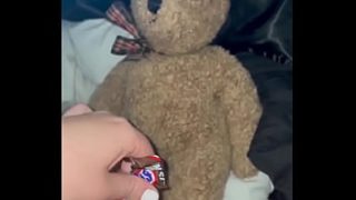 Sizzling Saudi Teen’s Kinky Food Fetish: Pizza, Cheese, Ice Cream & Chocolate Smothering Her Pink Pussy in a Long Amateur Compilation from a Los Angeles Babe with Real Masturbation, Moaning & Orgasms
