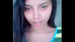 Tamil babe’s steamy video