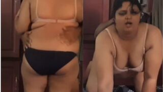 Thick Tamil temptress takes a pounding in steamy desi encounter