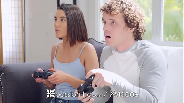 Gaming with My Step-Sis Turns into a Hardcore Fuck Session