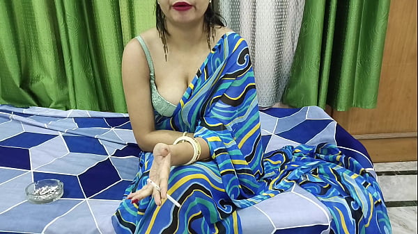 Desi Stepsister Gets Naughty with Stepbrother and Helps Arrange Gifts in Hindi