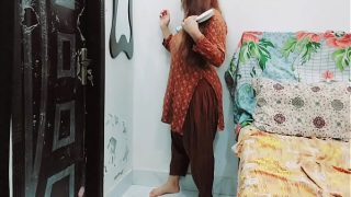 Stepmom’s Forbidden Fling: Moaning for the Neighbor’s Uncle in Hindi