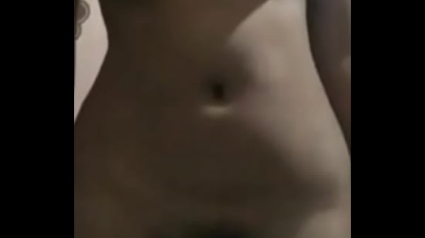 Desi babe flashing her tits and cunt