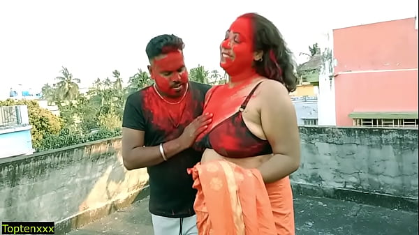 Lucky 18-Year-Old Tamil Stud Gets Ravaged by Two Horny MILF Bhabhis in a Filthy Amateur Threesome