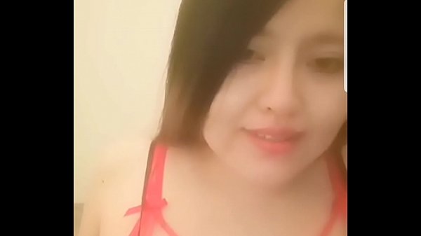 Tempting Asian beauty