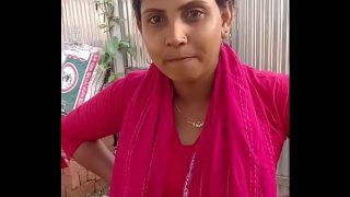 Desi bhabhi’s sizzling hot new videos for a wild night