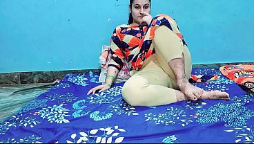 Desi wife’s intense worship session with a well-endowed stud and her ample curves