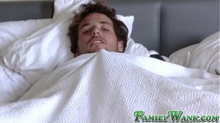 Stepson’s surprise finish for his curvy stepmom Crystal Rush