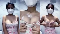 Basah-Basahan Seru Bareng Pasangan di Kamar Mandi