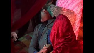 Arabslut craves sucking and fucking huge white cock