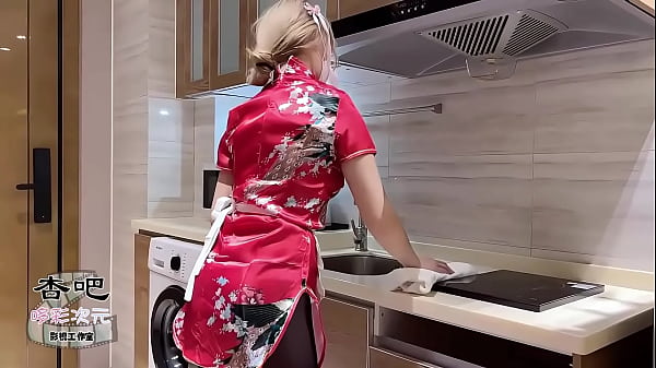 Tempting Chinese Maiden Cosplay Makes Me Want to Take Her Right Now