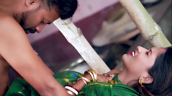 Desi Village Bhabhi’s Steamy Outdoor Fling with Devar in Raw, Dirty Hindi Audio