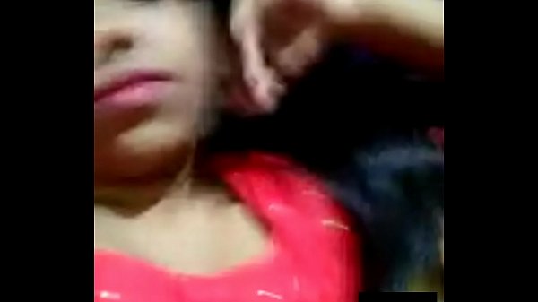 Ayesha’s Hot Moves to Seduce a Guy