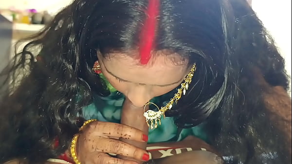 Desi Father-in-Law and Daughter-in-Law’s First Time in the Bedroom with Explicit Dirty Talk