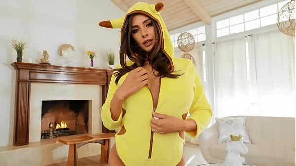 Craving My Best Friend’s Cosplayer Bride – MOFOS21