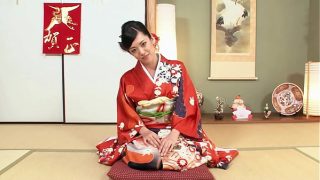 Bushy Japanese bush gets stuffed by a thick, hairy Japanese cock