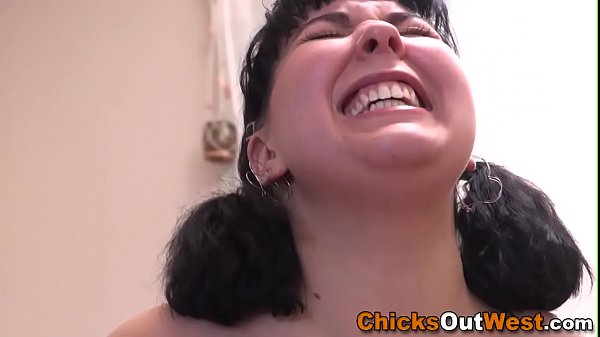 Buxom Aussie babe with curves and big tits
