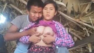 Lustful Nepali Encounter: Sucking Breasts Before Pounding the Mature Woman
