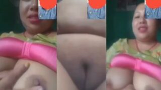 Voluptuous mature beauty bares all in steamy video chat rendezvous