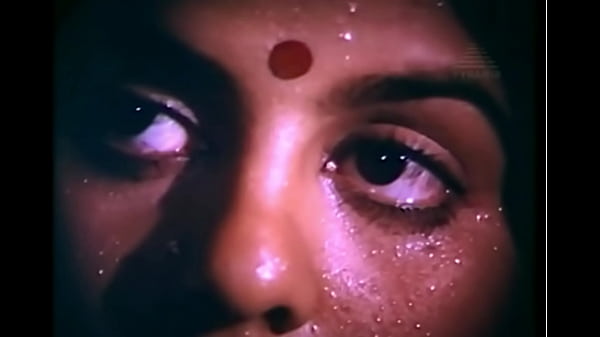 Kannil Etho Minnal: Murli, Kuili’s Uncut Sensual Serenade
