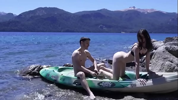 Passionate Young Lovers Caught in Risky Beach Encounter – Intense Amateur Release