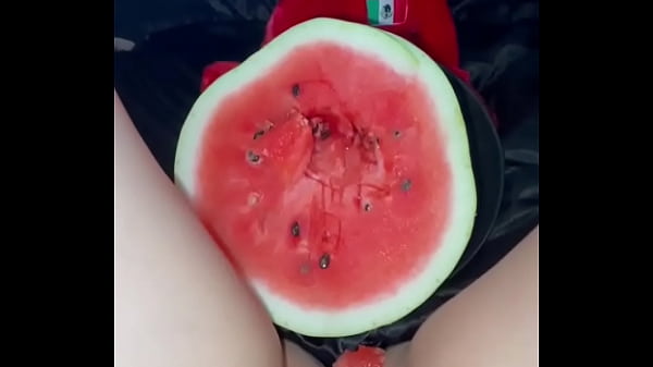 Pervy Muslim Slut Can’t Stop Using Food to Get Off—Amateur Arabian Snowwhite Goes Wild with Extreme Kinky Fetish Porn Compilation