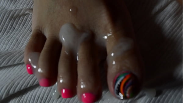 Sole-Soaked Seduction: An Asian Wife’s Foot Fetish Fantasy