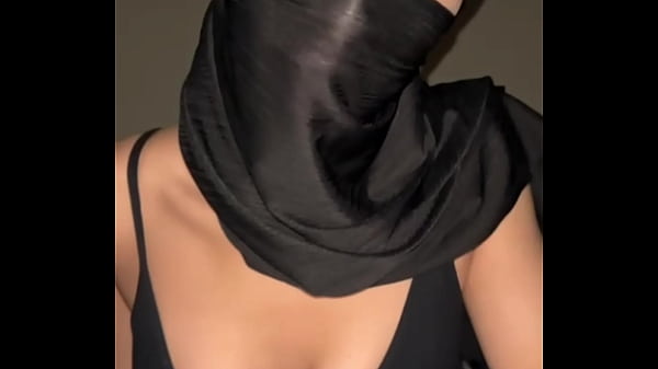 Top Arab Muslim Hijabi Babes with Perfect Tits