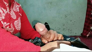 Watch my hot Desi bhabhi get her tight pussy fucked hard, a beautiful girl’s first time sex video, and viral Desi xxx action.