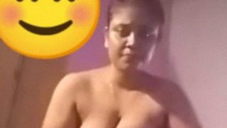 Lankan girl stripping naked during a steamy video call