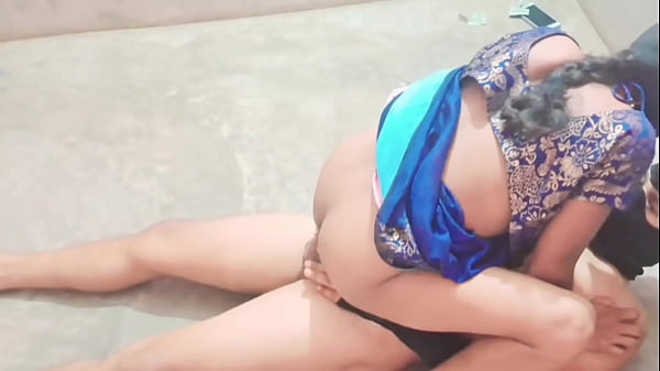 Desi village bhabhi gets pounded raw by her horny dever in hot Indian style