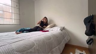 Lesbianas calientes retozando con juguetes prohibidos