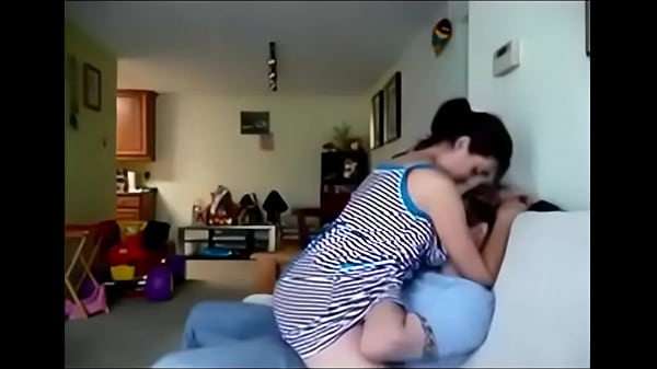 Hot Indian babe gets picked up and filmed in raw amateur cam action