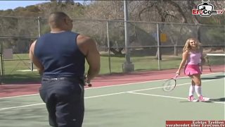 Sporty 18-year-old blonde bombshell gets picked up and played with on the tennis court