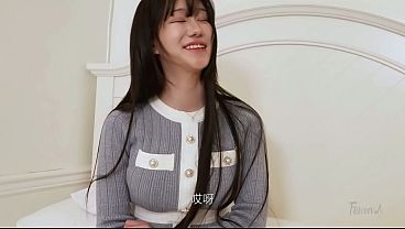 Korea – The Drenched Crotch of the Boner-Making Office Girl