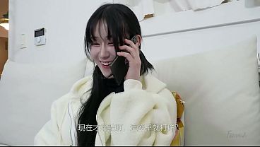 Korea – The lonely slut who locked the handyman tight between her thighs