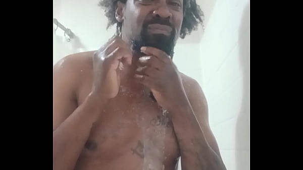 OlShhCool – That slick, dirty tease you can’t stop watching