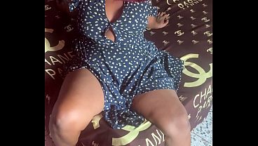 Mature mom Osax knows exactly how to play the cheating game