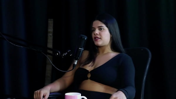 Foi chamada pra ser esposa, mas prefere a cama vazia, a família sempre apoiou, e o tesão escondido… – Val Mineirinha (SHEER/RED)