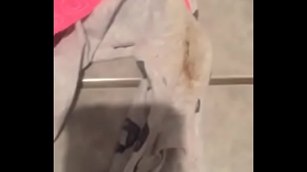 Desi slut dripping with raw, hungry desire