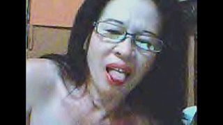Watch a wild Filipina slut strip and tease on live cam